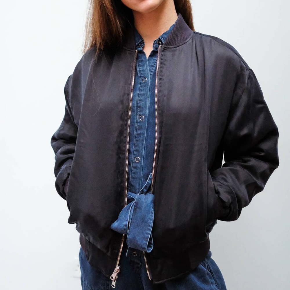 🔥🔥J Brand Marlo reversible bomber size S🔥🔥